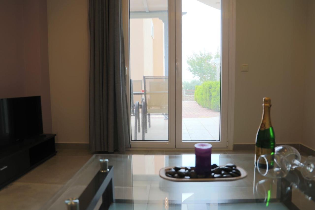 Deluxe Apartments Andreas リメナリア エクステリア 写真